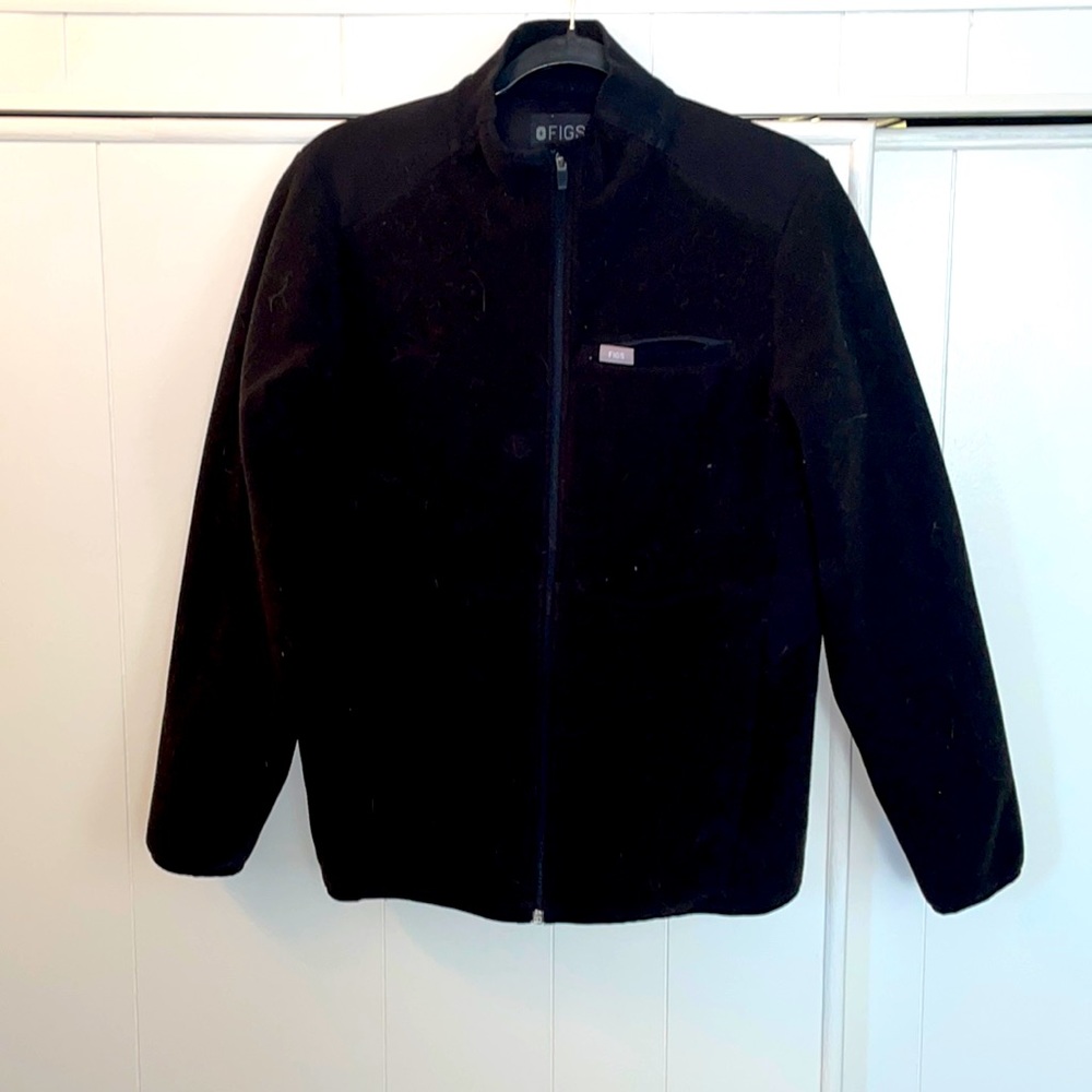 FIGS BLACK ON SHIFT FLEECE JACKET